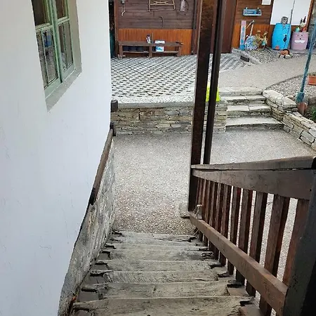Staliovata House 게스트하우스 *